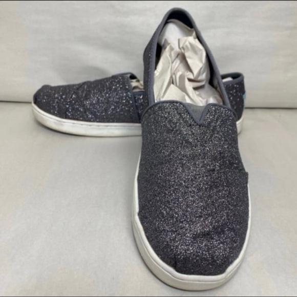 TOMS dark grey glitter Alpargatas slip ons youth 6 women’s 8 - Picture 1 of 7